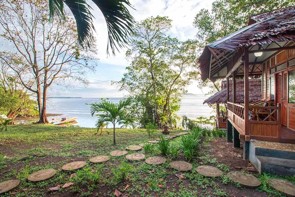 Raja Laut Dive Resort Bunaken Exterior foto